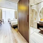 Glar Conference & Hotel 4*
