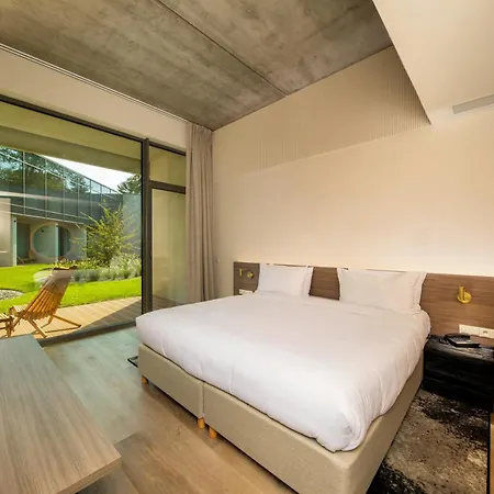 Glar Conference & 4*