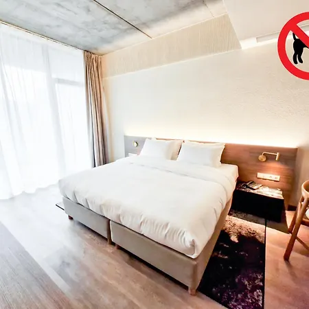 Glar Conference & Hotel