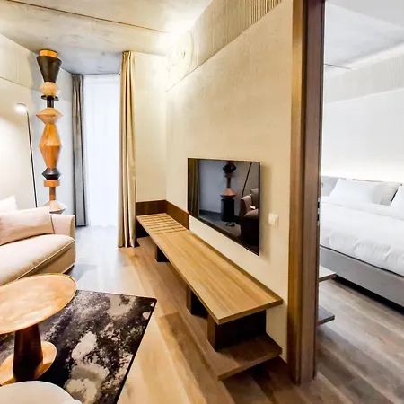 Glar Conference & Hotel