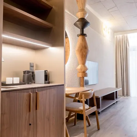 Glar Conference & Hotel