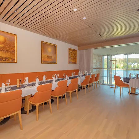 Glar Conference & 4*